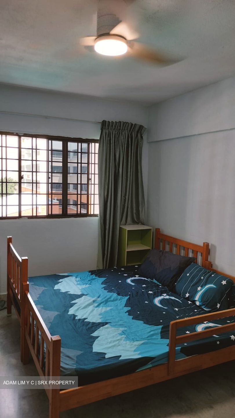Blk 922 TAMPINES PALMSPRING (Tampines), HDB 5 Rooms #549863011